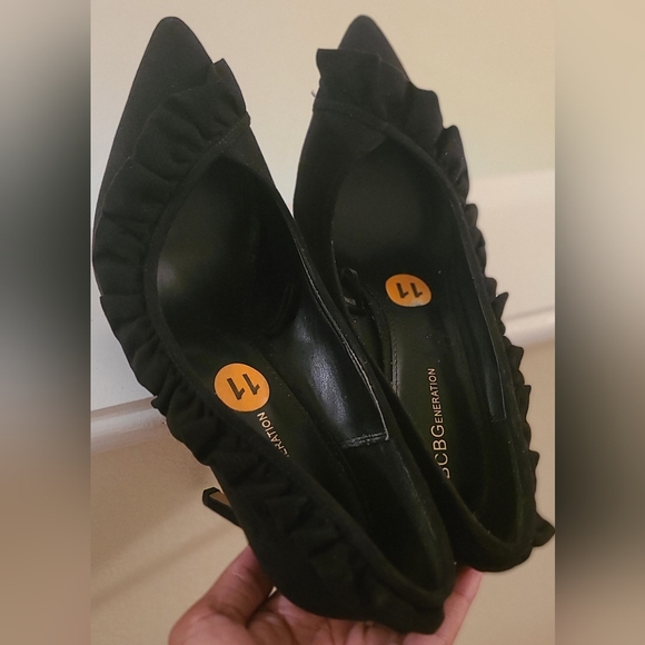 BCBGeneration Suede Pointed Toe Heel with Ruffle - Picture 3 of 3